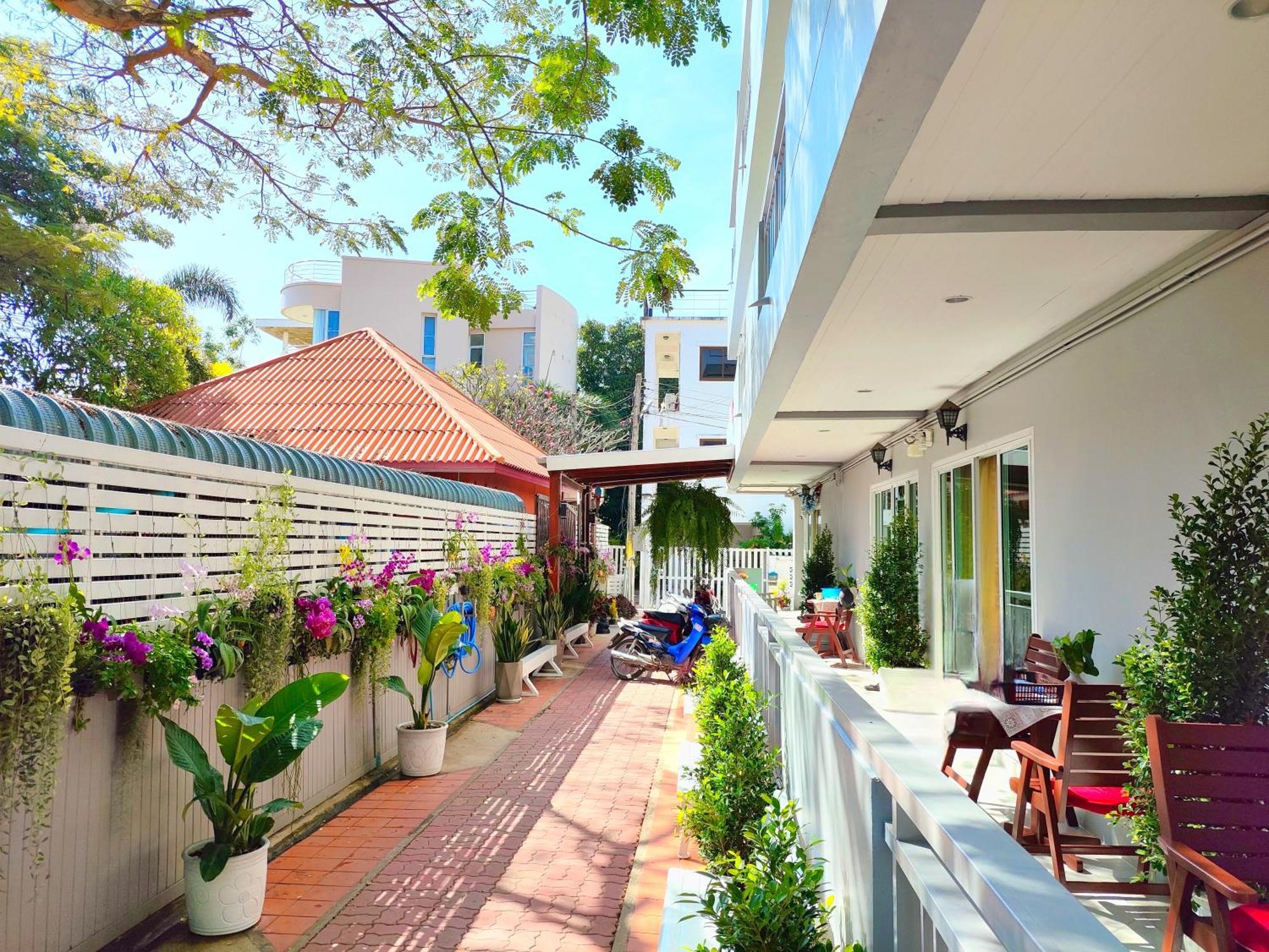 The Phen House Hotel Hua Hin Exterior photo