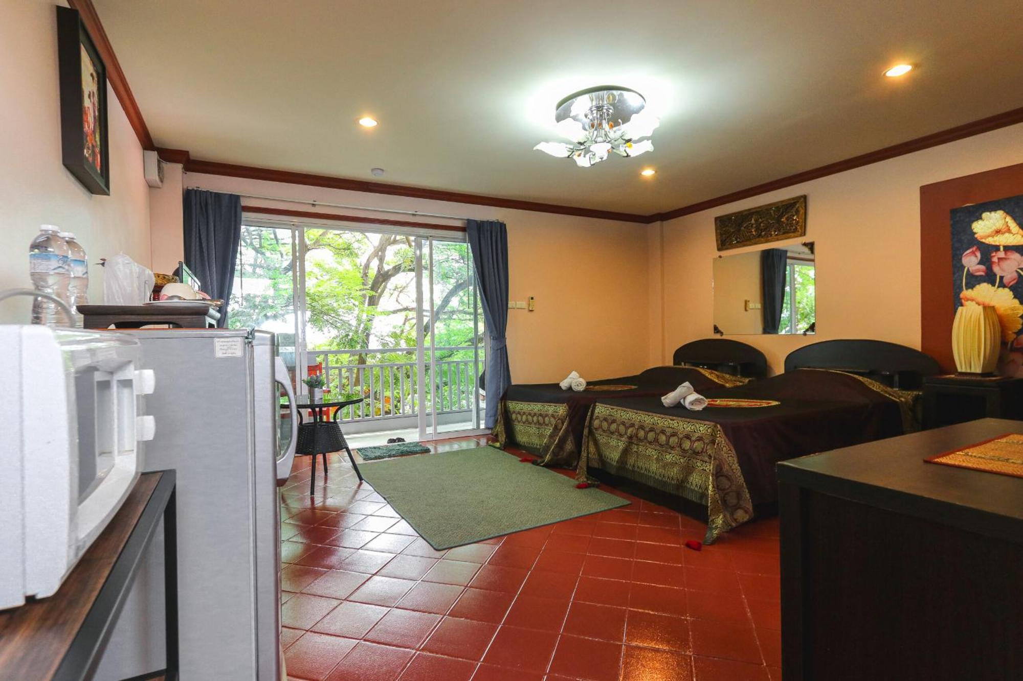The Phen House Hotel Hua Hin Exterior photo