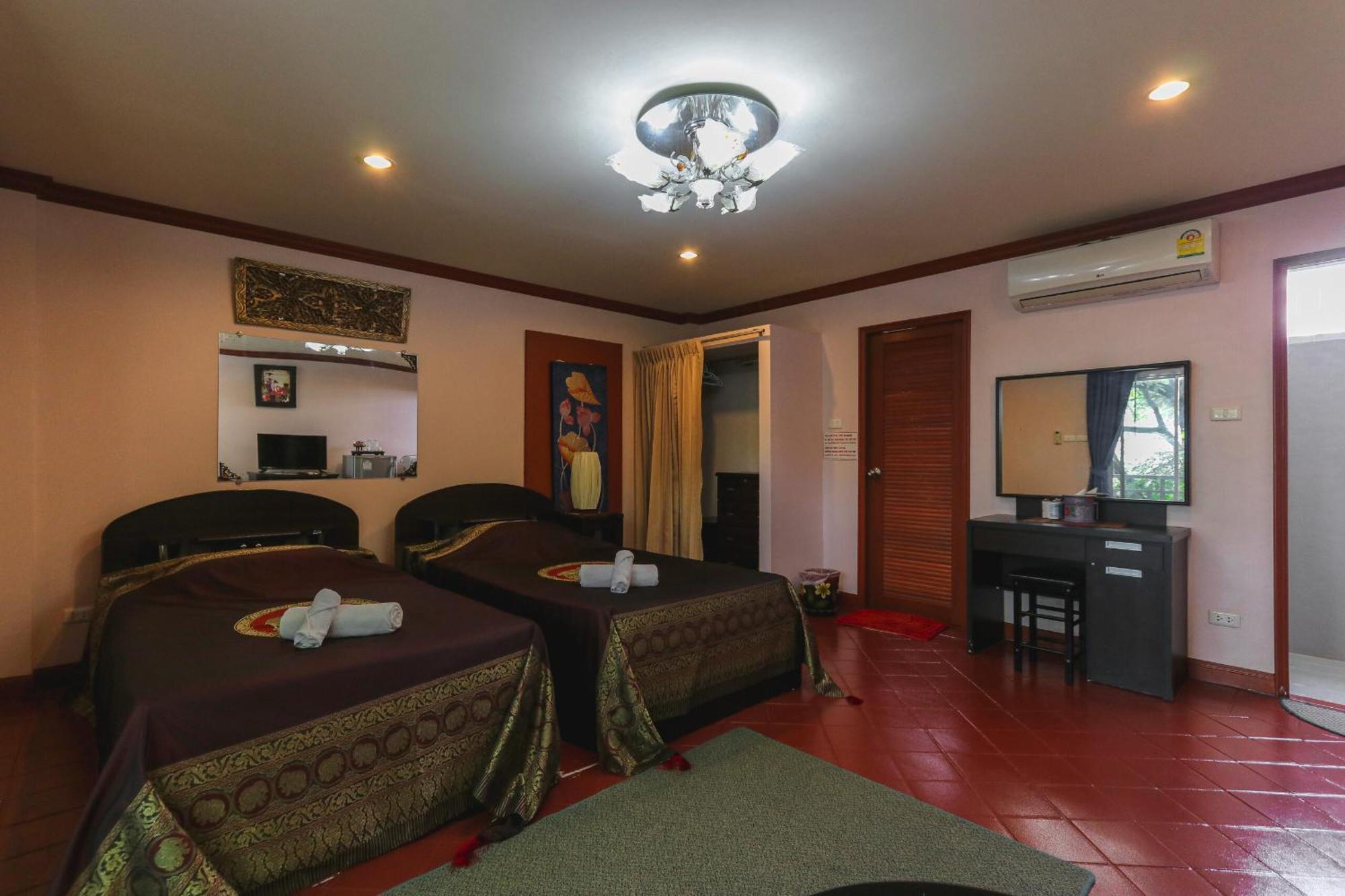 The Phen House Hotel Hua Hin Exterior photo
