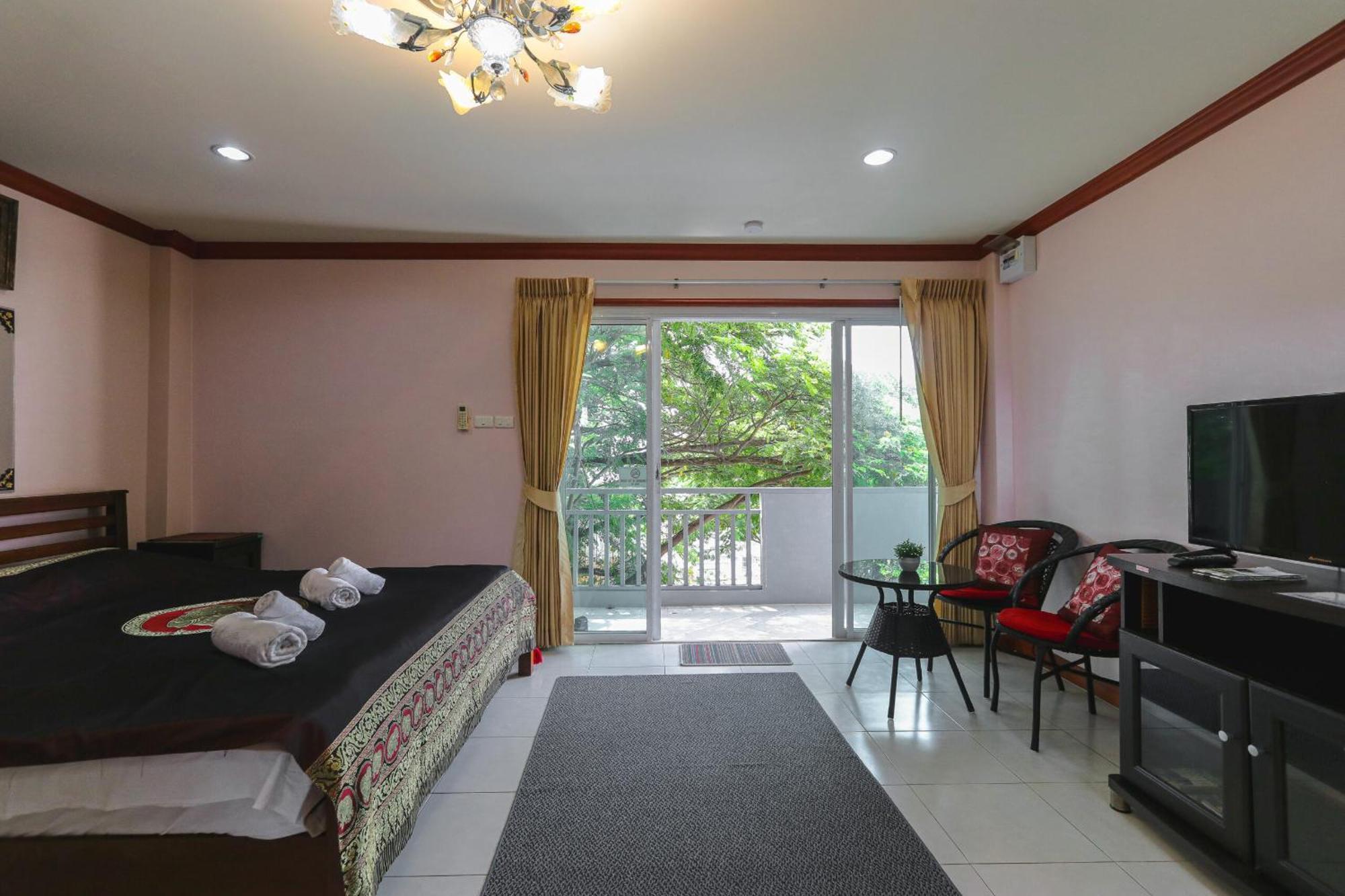The Phen House Hotel Hua Hin Exterior photo