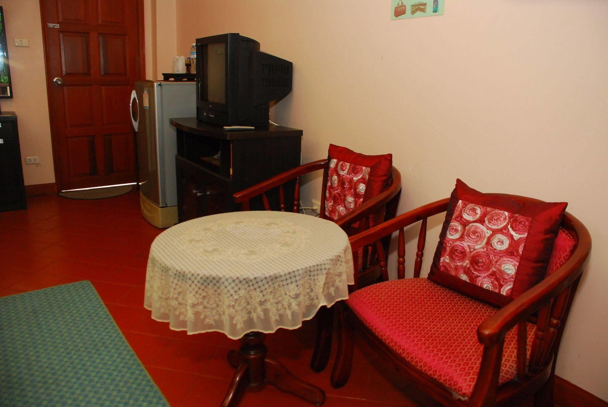 The Phen House Hotel Hua Hin Exterior photo